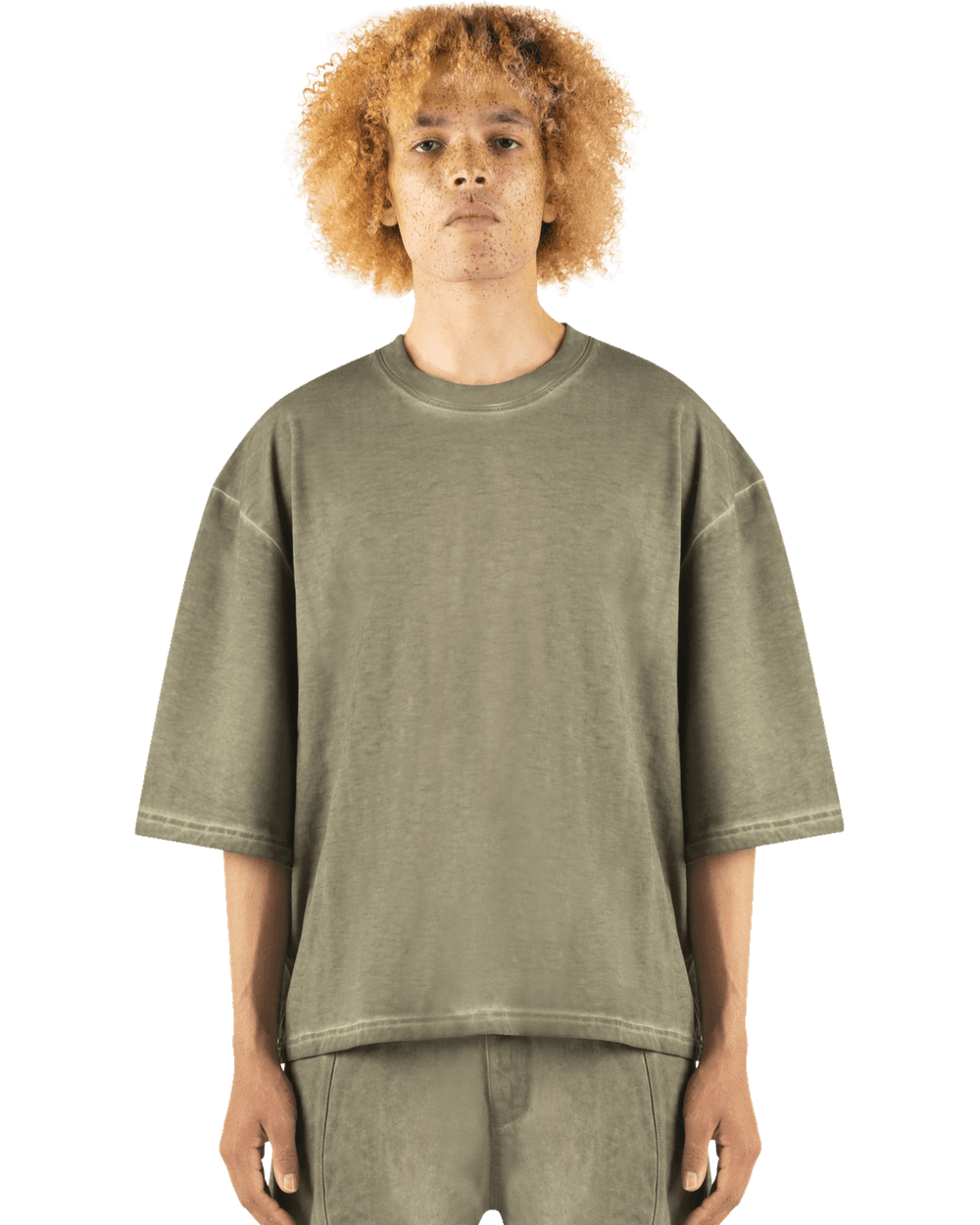 Boxy tee in green, front