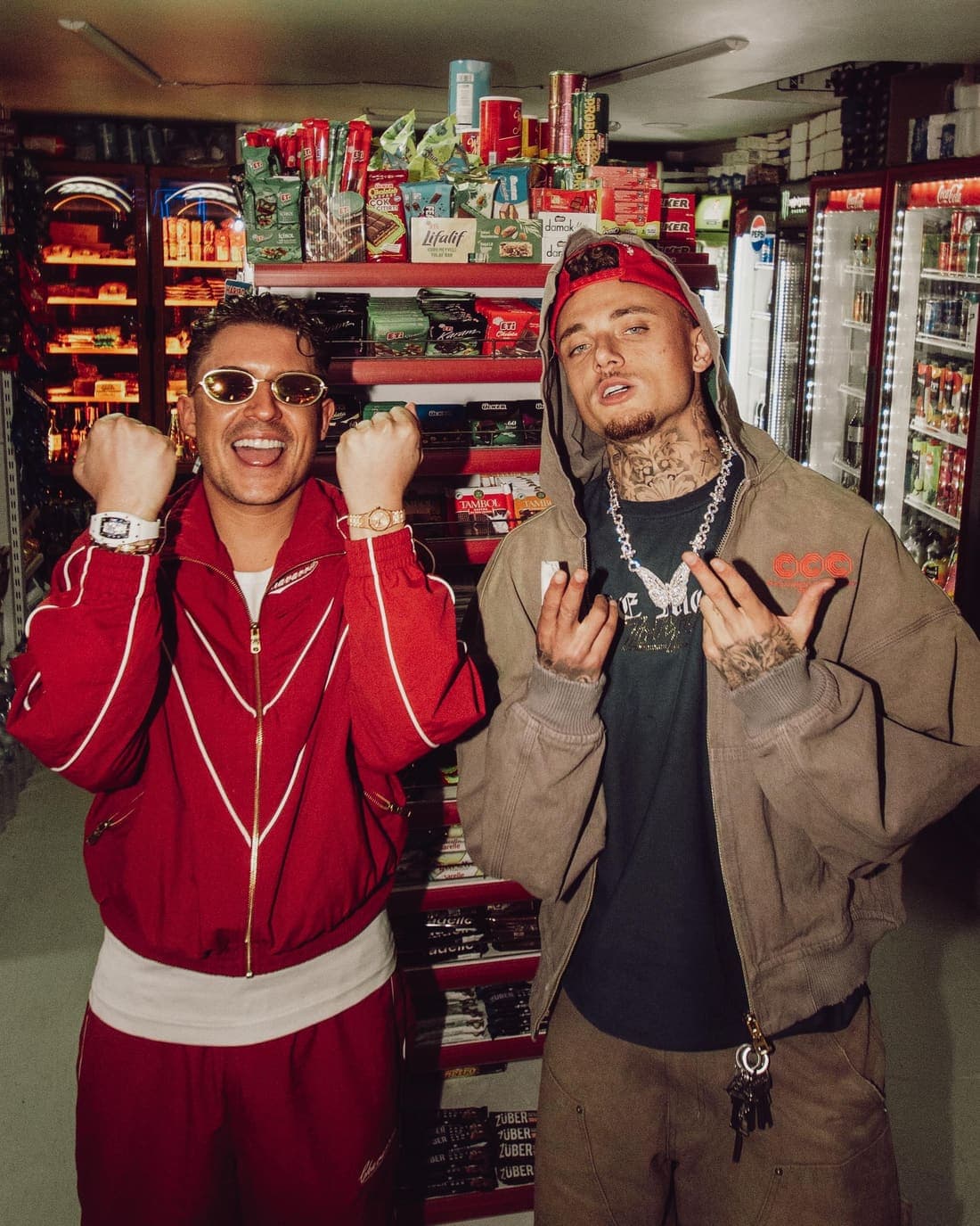 Collaboration: pair in a shop